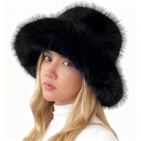 Women\'s Black Oversized Winter Long Pile Fur Wide Moldable Brim Warmer Cap main image 4